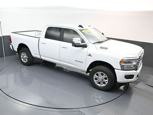 Used 2024 RAM 2500 Laramie AWD/4WD image 13