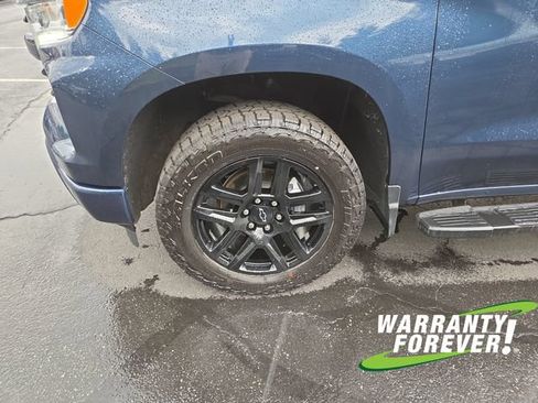 Used 2022 Chevrolet Silverado 1500 RST AWD/4WD image 18