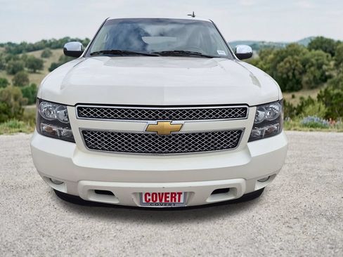 Used 2013 Chevrolet Tahoe LTZ RWD image 2