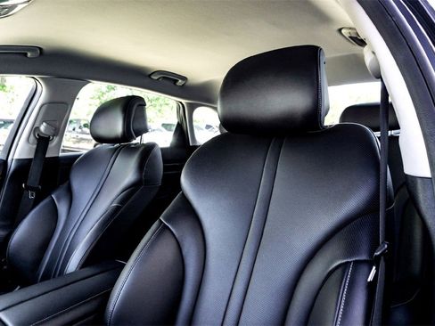 Used 2023 Genesis G80 2.5T image 13