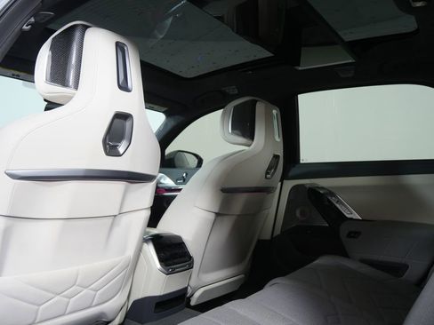 Certified 2023 BMW 760i xDrive image 23