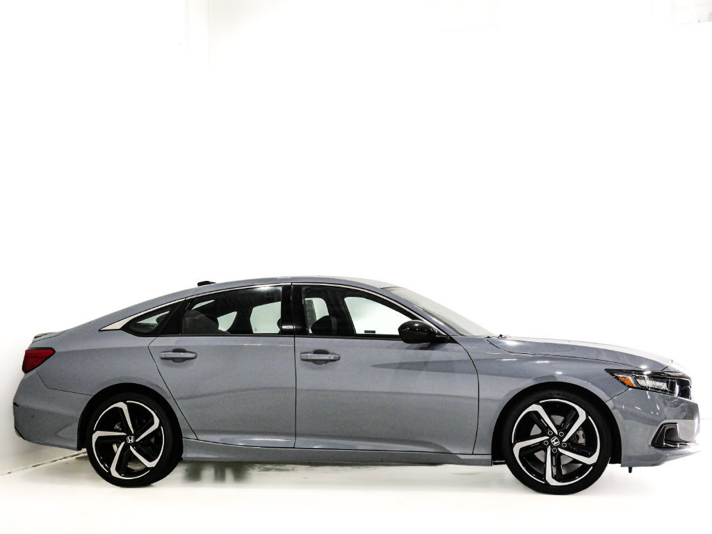 Used 2022 Honda Accord Sport image 4