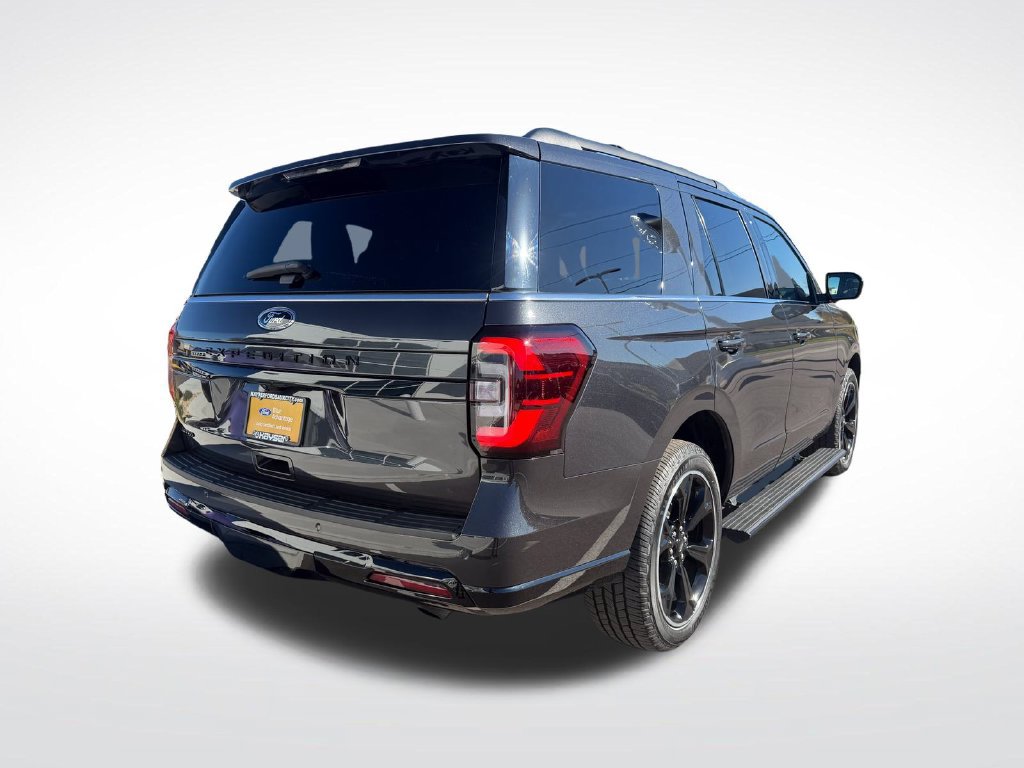Certified 2024 Ford Expedition Limited AWD/4WD image 8
