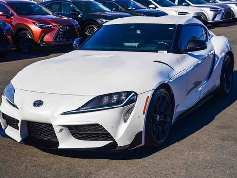 Used 2025 Toyota Supra image 3
