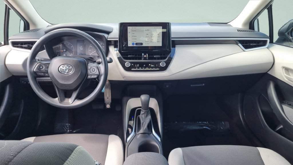 Used 2024 Toyota Corolla LE FWD image 11