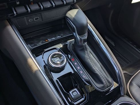 New 2026 GMC Canyon Denali w/ LPO, Denali Black Edition image 22