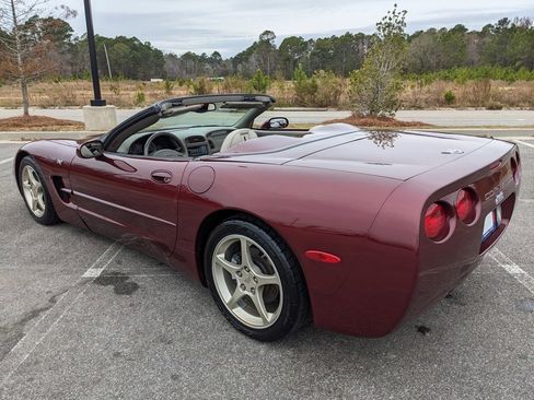 Used 2003 Chevrolet Corvette Convertible w/ Preferred Equipment Group1 image 19