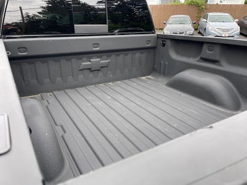 Used 2018 Chevrolet Silverado 1500 LTZ Z71 w/ LTZ Plus Package image 16