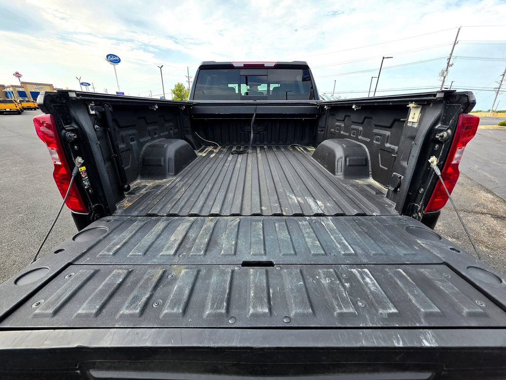 Used 2022 Chevrolet Silverado 1500 LT w/ Max Trailering Package AWD/4WD image 8