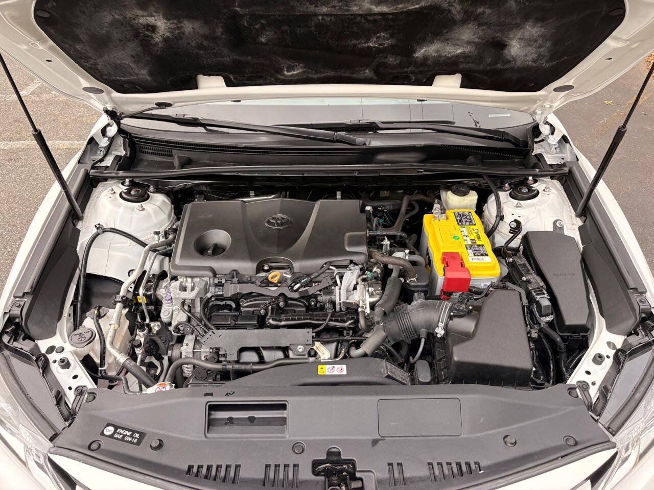 Used 2018 Toyota Camry LE FWD image 10