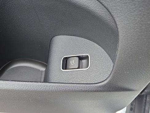 New 2026 Mercedes-Benz GLS 450 4MATIC image 24