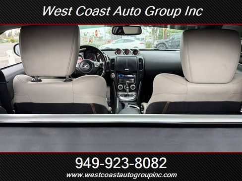 Used 2010 Nissan 370Z Touring w/ Sport Pkg image 24