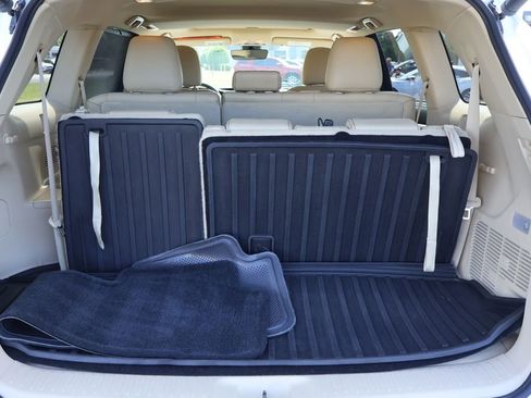 Certified 2017 Toyota Highlander XLE image 19