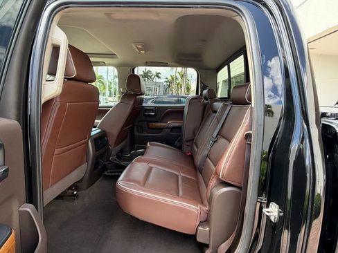 Used 2019 Chevrolet Silverado 2500 High Country w/ Duramax Plus Package AWD/4WD image 15