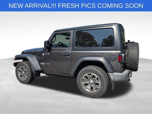 Used 2019 Jeep Wrangler Sport AWD/4WD image 4