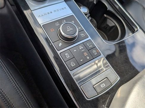 Used 2016 Land Rover Range Rover HSE image 28