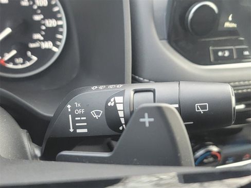 Certified 2023 Nissan Rogue SL w/ SL Premium Package image 17