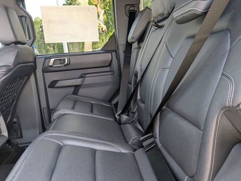 New 2025 Ford Bronco Badlands w/ Sasquatch Package image 14