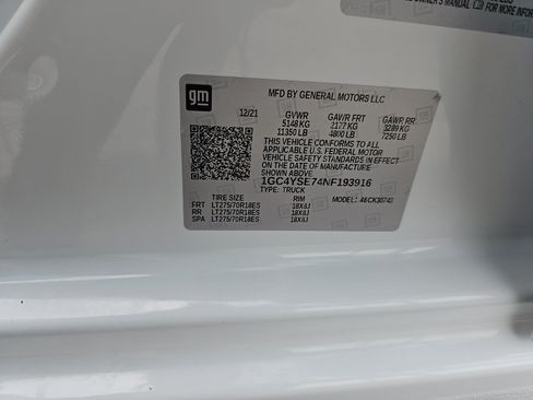 Used 2022 Chevrolet Silverado 3500 W/T AWD/4WD image 26