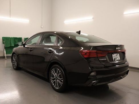 Used 2023 Kia Forte GT-Line image 3