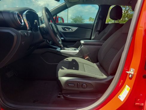 Used 2020 Chevrolet Blazer LT FWD image 16