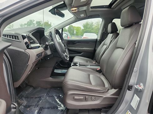Used 2024 Honda Odyssey Touring image 13