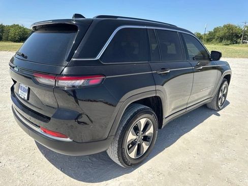 Used 2023 Jeep Grand Cherokee 4WD 4xe image 7