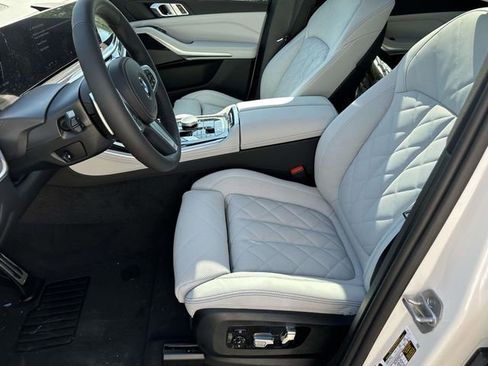 New 2026 BMW X5 xDrive40i AWD/4WD image 14