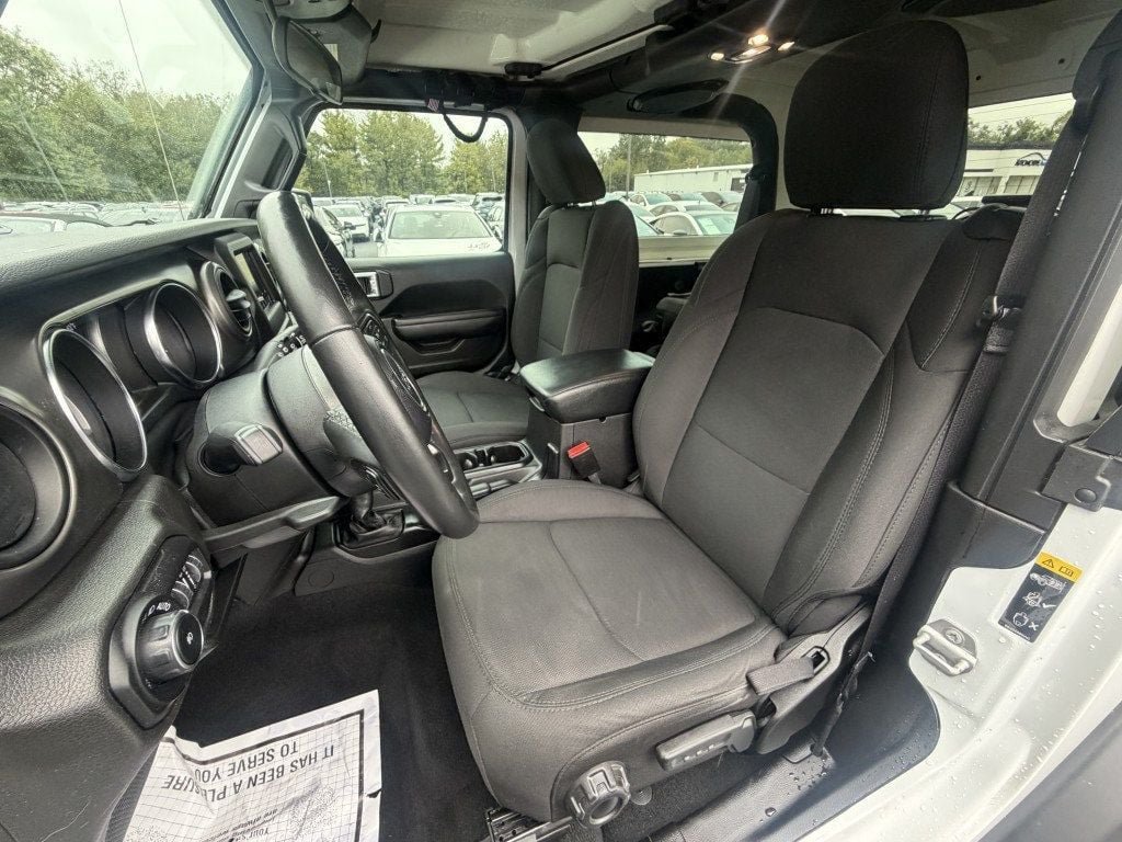 Used 2021 Jeep Wrangler Sport AWD/4WD image 15