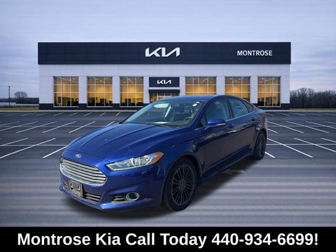 Used 2015 Ford Fusion SE w/ Equipment Group 201A image 1