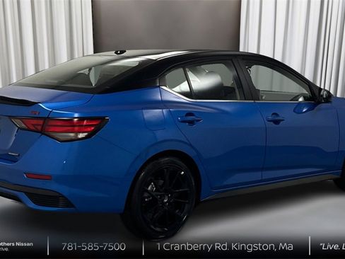 New 2025 Nissan Sentra SR w/ Midnight Edition image 5