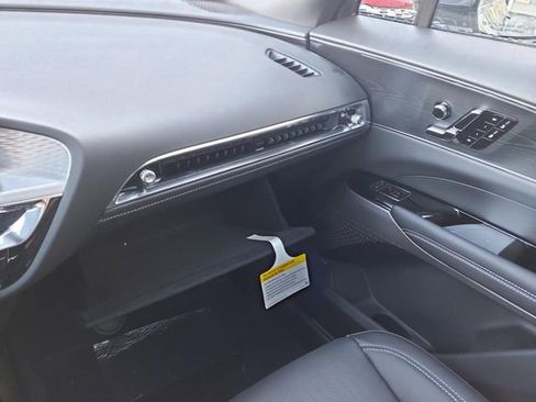 New 2025 Cadillac Lyriq Sport image 36