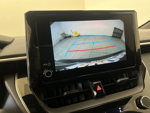 Used 2024 Toyota Corolla SE image 17