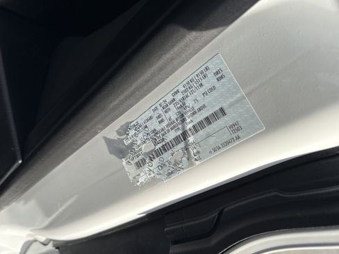 Used 2024 Ford Transit 250 Low Roof w/ Exterior Upgrade Package image 28