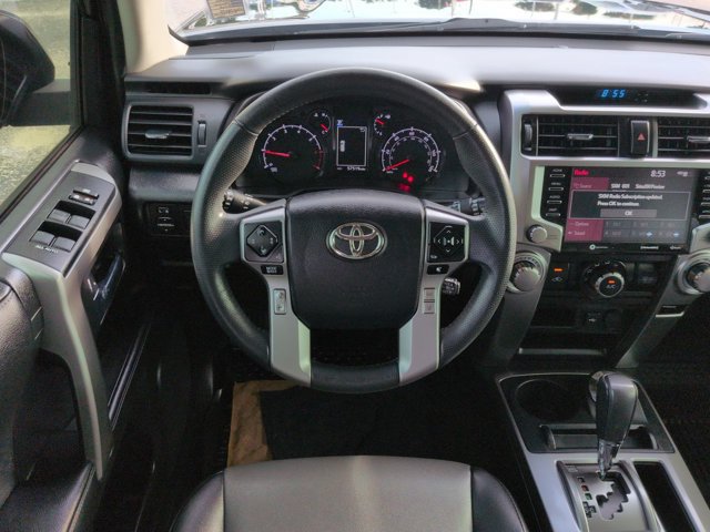 Used 2022 Toyota 4Runner SR5 Premium w/ Moonroof Package AWD/4WD image 15