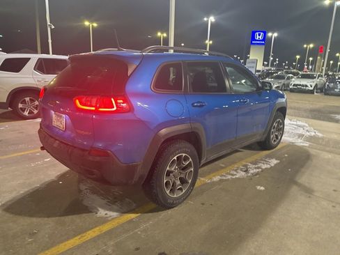 Used 2020 Jeep Cherokee Trailhawk w/ Cold Weather Group image 2