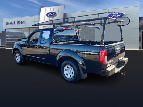 Used 2018 Nissan Frontier S image 5