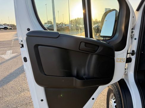 New 2026 RAM ProMaster 2500 w/ Convenience Group image 10