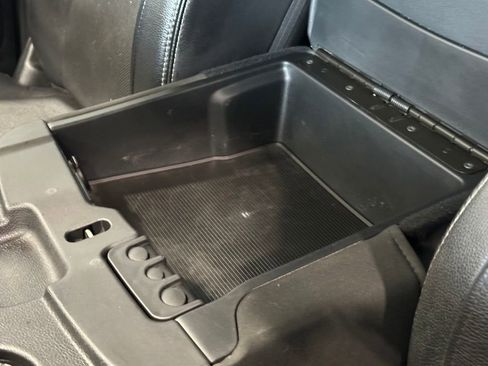 Used 2017 RAM 1500 Laramie w/ Convenience Group image 27