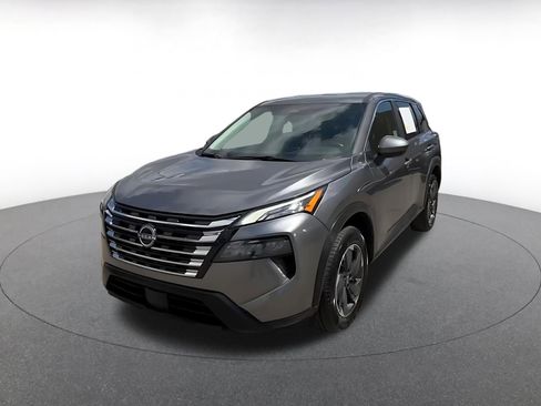 Used 2025 Nissan Rogue SV FWD image 7
