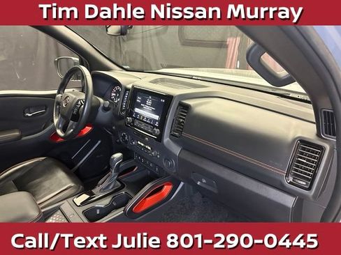 Used 2023 Nissan Frontier PRO-4X w/ Pro-4X Premium Package AWD/4WD image 17