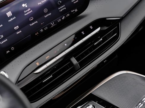 New 2025 Buick Enclave Avenir w/ Super Cruise Package image 41