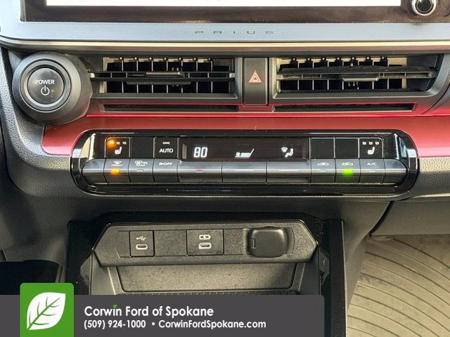 Used 2024 Toyota Prius Prime FWD image 28