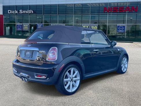 Used 2015 MINI Cooper S image 6