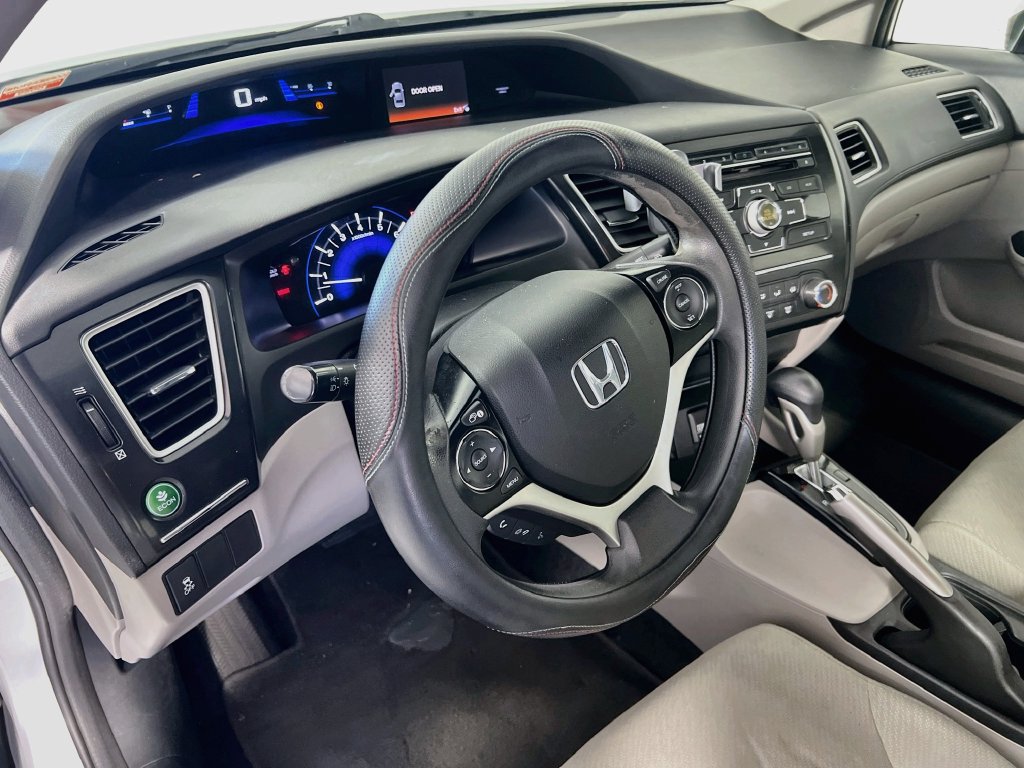 Used 2013 Honda Civic LX image 4