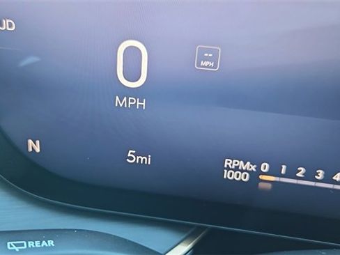 New 2026 Buick Envision Avenir image 11