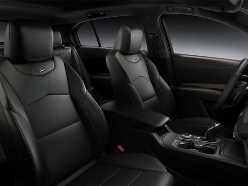 Certified 2023 Cadillac XT4 Sport w/ Technology Package image 11