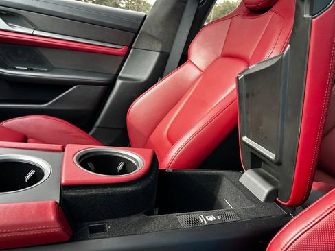 Used 2020 Porsche Taycan Turbo S image 35