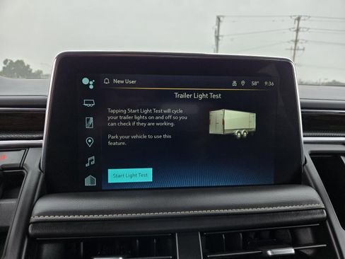 Used 2023 Chevrolet Suburban Premier image 12