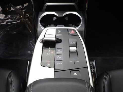 Certified 2025 BMW X1 xDrive28i AWD/4WD image 12